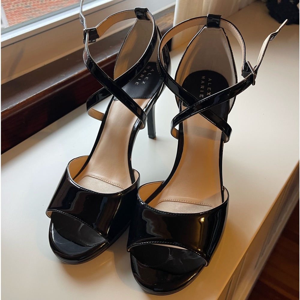 Alex Marie Laurenda Patent Peep-Toe Patent Pump